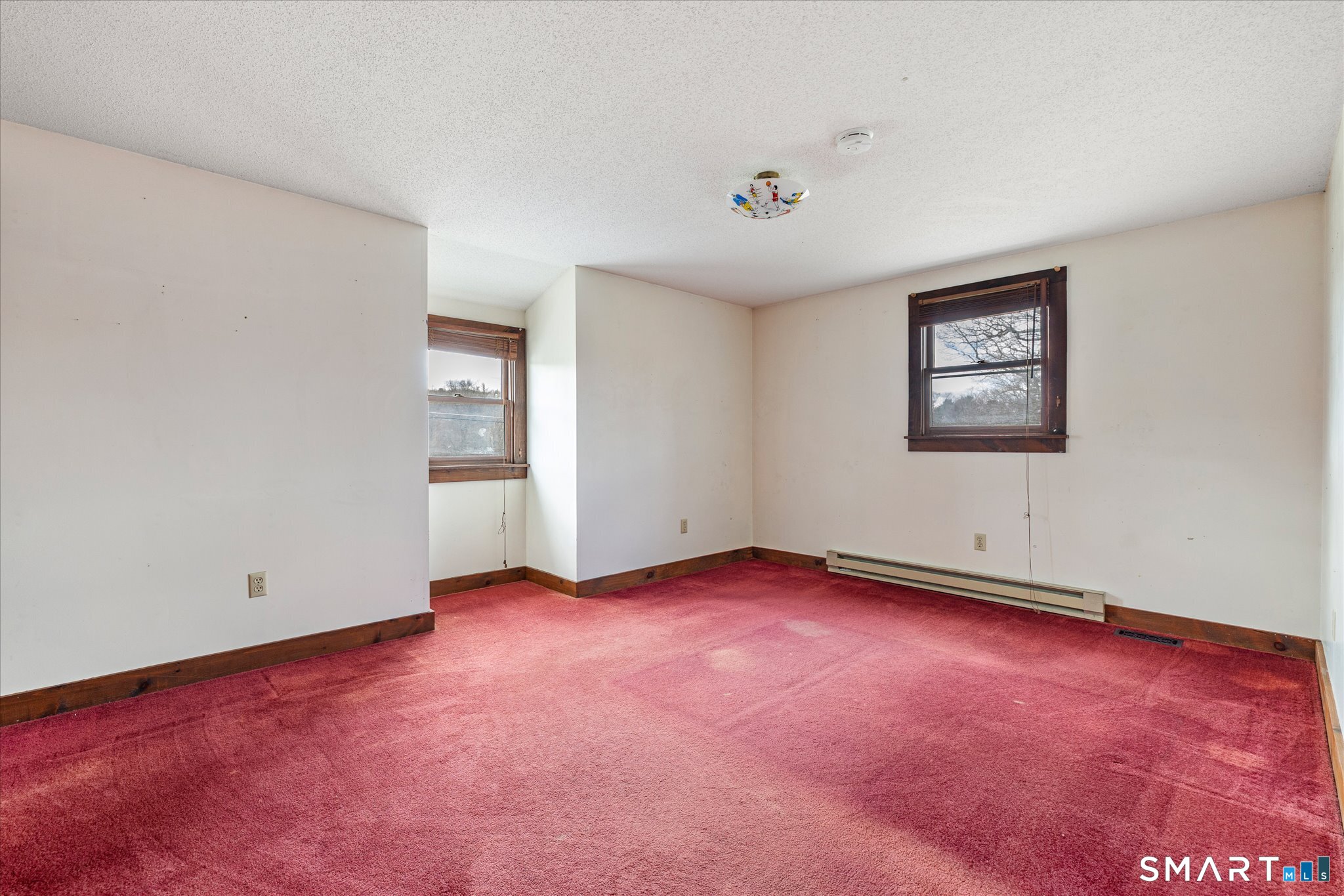 49 Bosworth Road Pomfret, CT 06259 - Photo 32 of 40 an empty room with windows