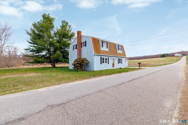 $450,000 | 49 Bosworth Road, Pomfret, CT 06259