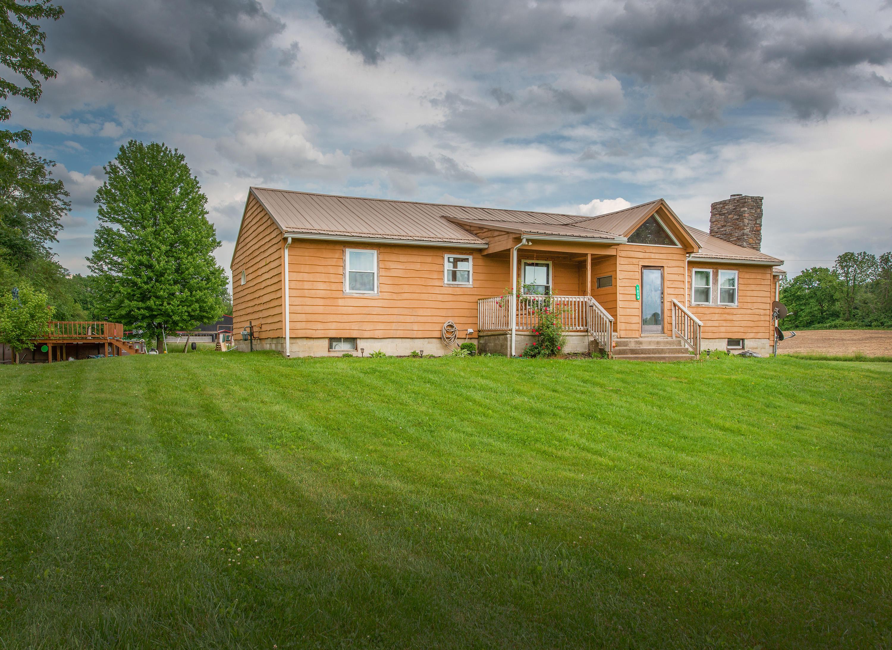 1820 Debolt Road Utica, OH 43080 - Photo 1 of 31