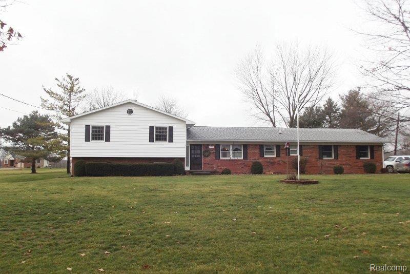 5301 Preston Road Howell, MI 48855 - Photo 1 of 11 5301 Preston Rd. front.jpg