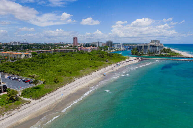 1180 South Ocean Boulevard, Unit 9E Boca Raton, FL 33432 - Photo 6 of 51 aerial6-048-013-666x444