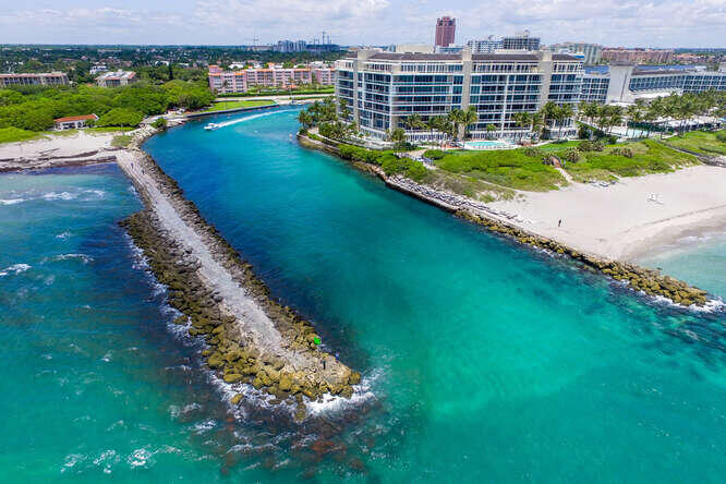 1180 South Ocean Boulevard, Unit 9E Boca Raton, FL 33432 - Photo 8 of 51 aerial8-050-018-666x444