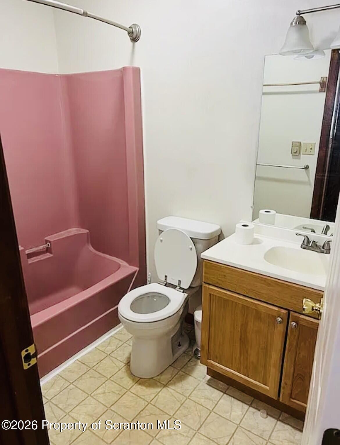 621 Shady Lane Road Clarks Summit, PA 18411 - Photo 14 of 16 621 master bath