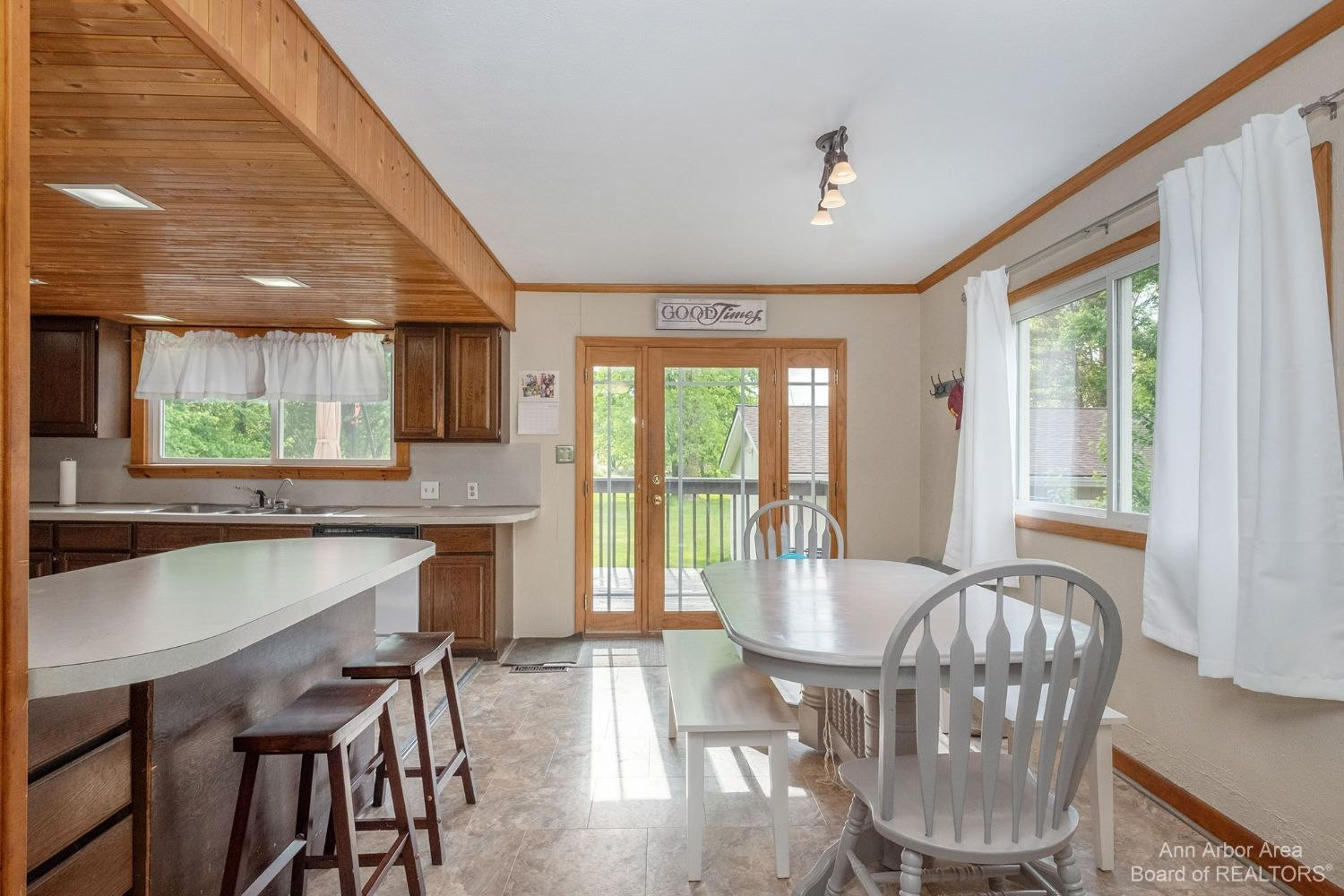 8150 Grossman Road Manchester, MI 48158 - Photo 5 of 25 Photo 5