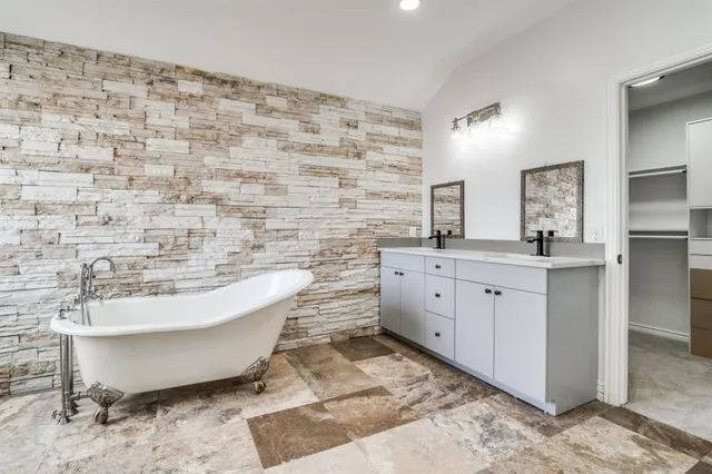 $3,600 | 2941 Clearmeadow Drive, Mesquite, TX 75181