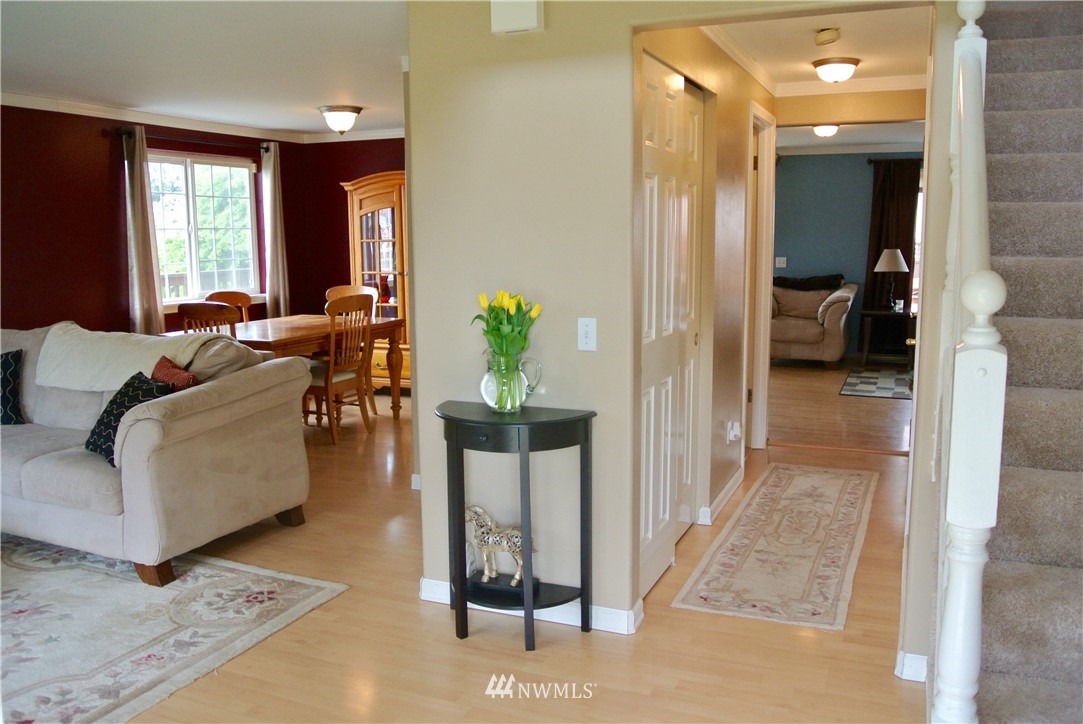 3930 Magrath Road Bellingham, WA 98226 - Photo 4 of 24