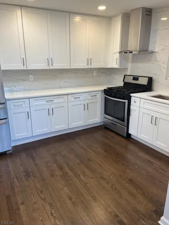 $3,100 | 28 Washburn Place, Caldwell, NJ 07006