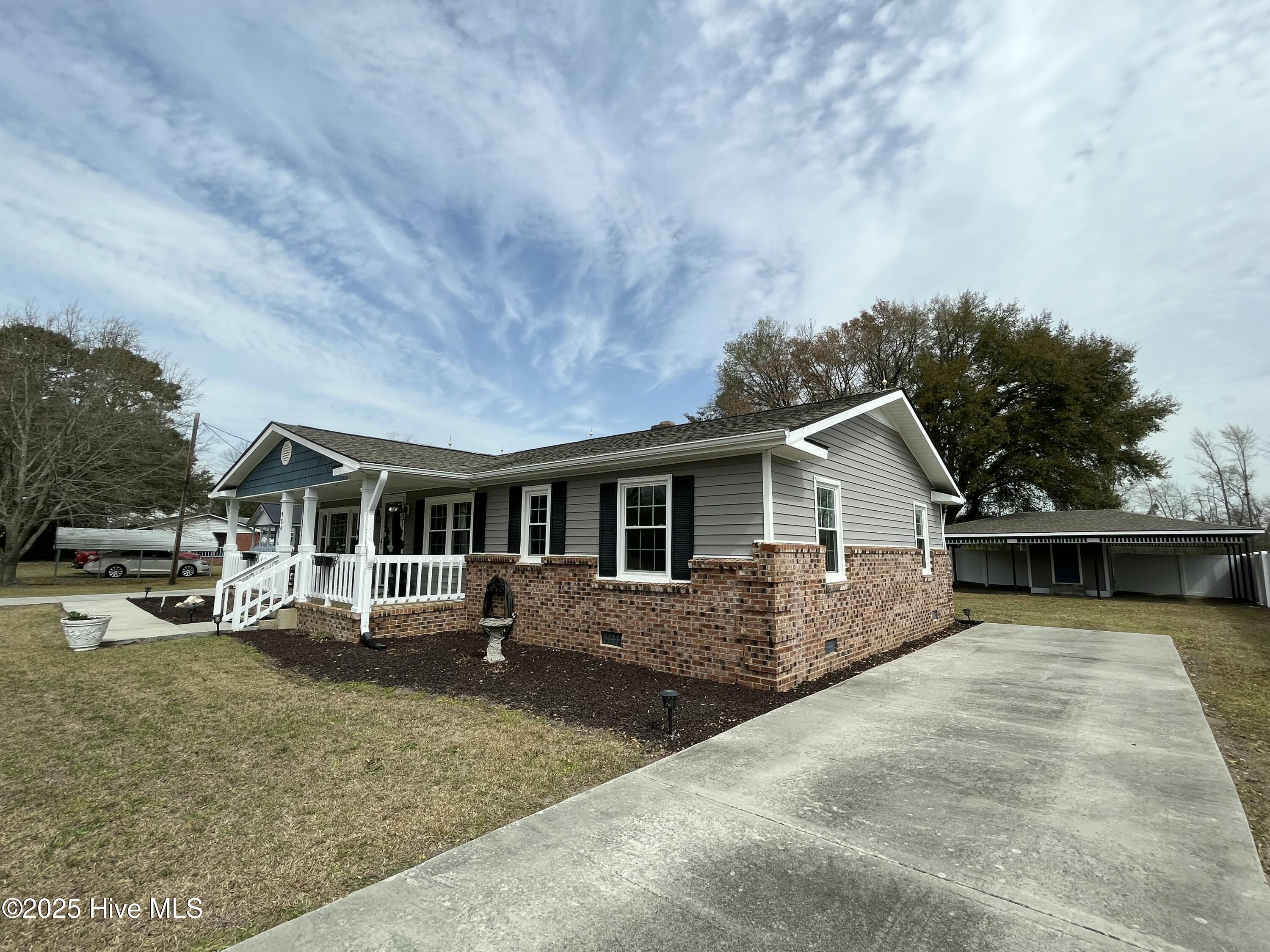 954 Hezekiah Road Pembroke, NC 28372 - Photo 23 of 32 IMG_5657