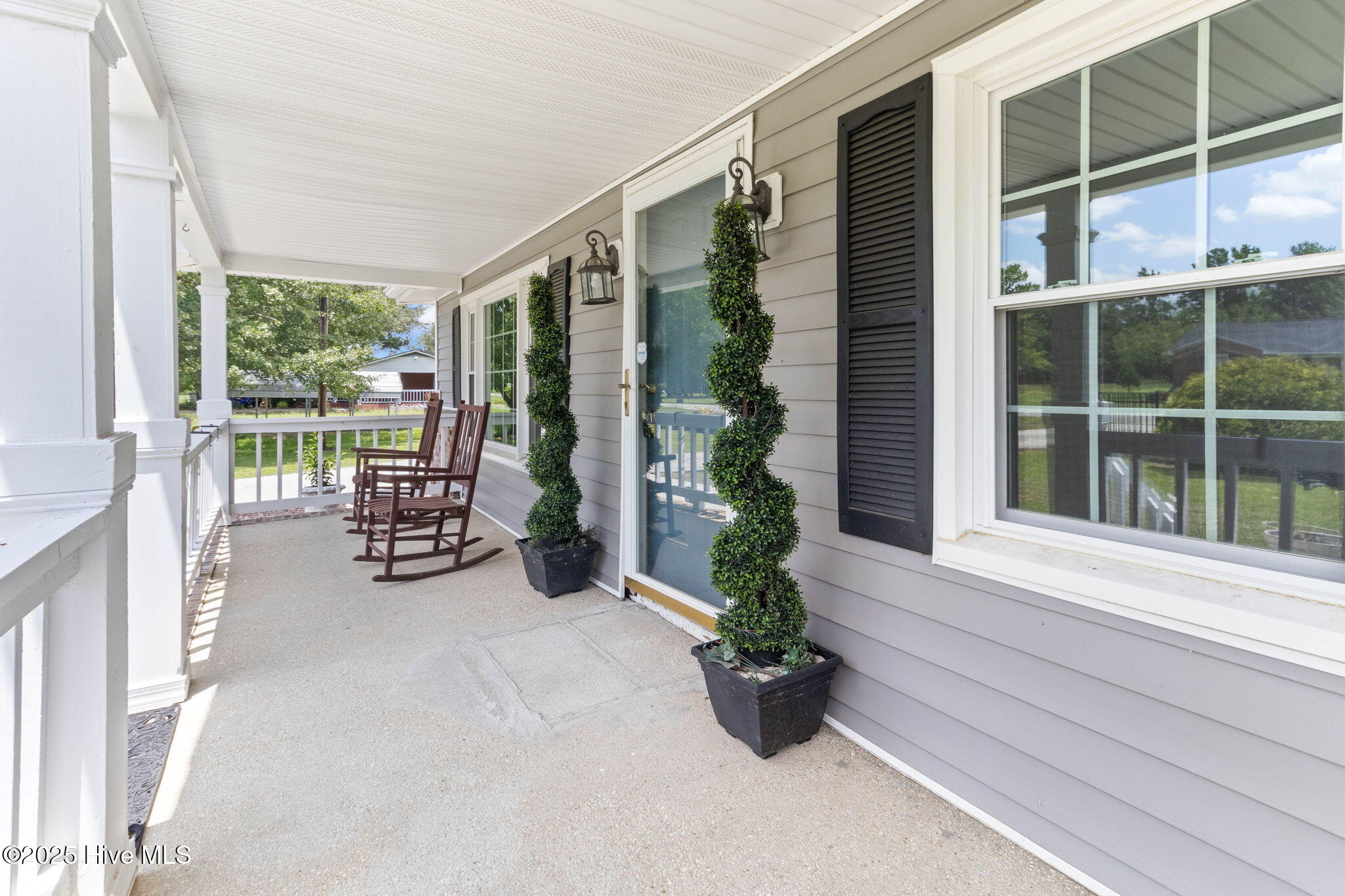 954 Hezekiah Road Pembroke, NC 28372 - Photo 6 of 32 6-web-or-mls-IMG_8619