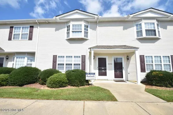 $1,400 | 2112 Flagstone Court, Unit C7, Greenville, NC 27834