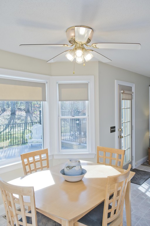 12 Ridgeview Terrace Southwick, MA 01077 - Photo 6 of 30 Gallery Image 6