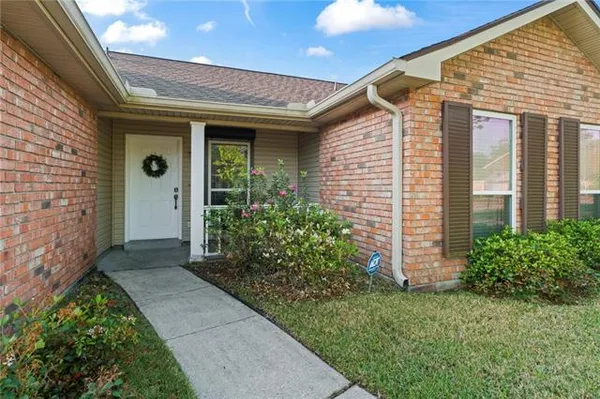 $280,000 | 2620 Long Branch Drive, Marrero, LA 70072