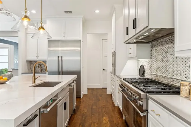 $2,995,000 | 5960 Williamstown Road, Dallas, TX 75230