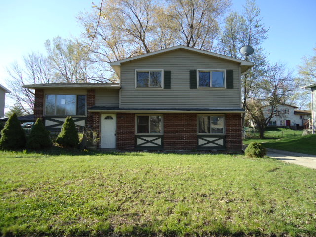 343 Gehrig Circle Bolingbrook, IL 60440 - Photo 1 of 16 a view of a house with a yard