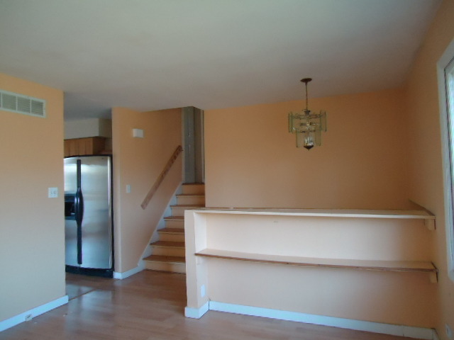 343 Gehrig Circle Bolingbrook, IL 60440 - Photo 3 of 16 a view of entryway with stairs