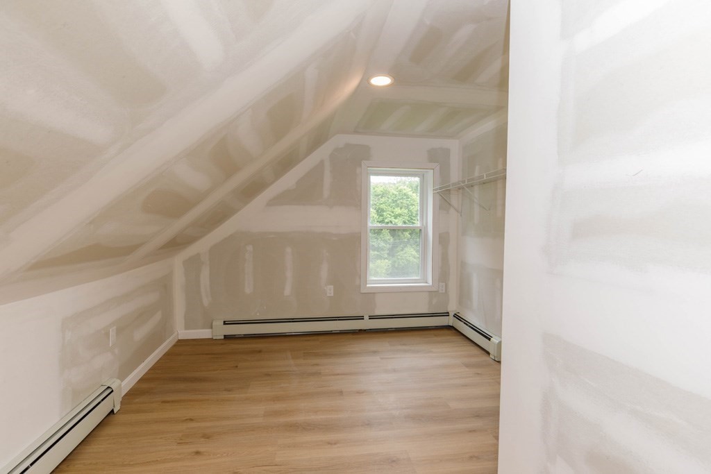365-367 Princeton Road, Unit 365 Fitchburg, MA 01420 - Photo 12 of 17