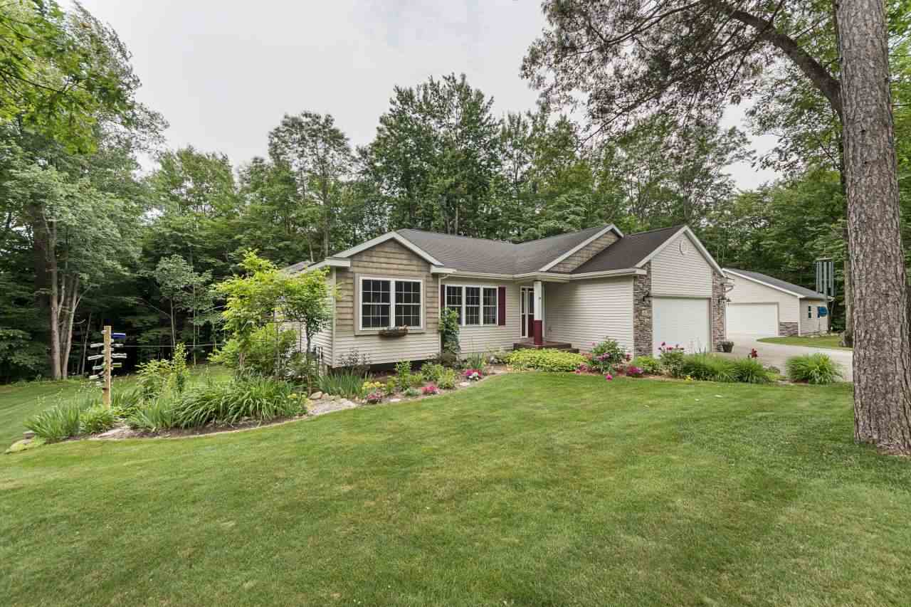 100 Hunters Ridge Cadillac, MI 49601 - Photo 1 of 34 1833570.JPG