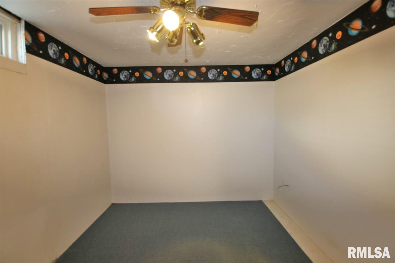 1421 Tennell Road Pekin, IL 61554 - Photo 18 of 32 Gallery Image 18