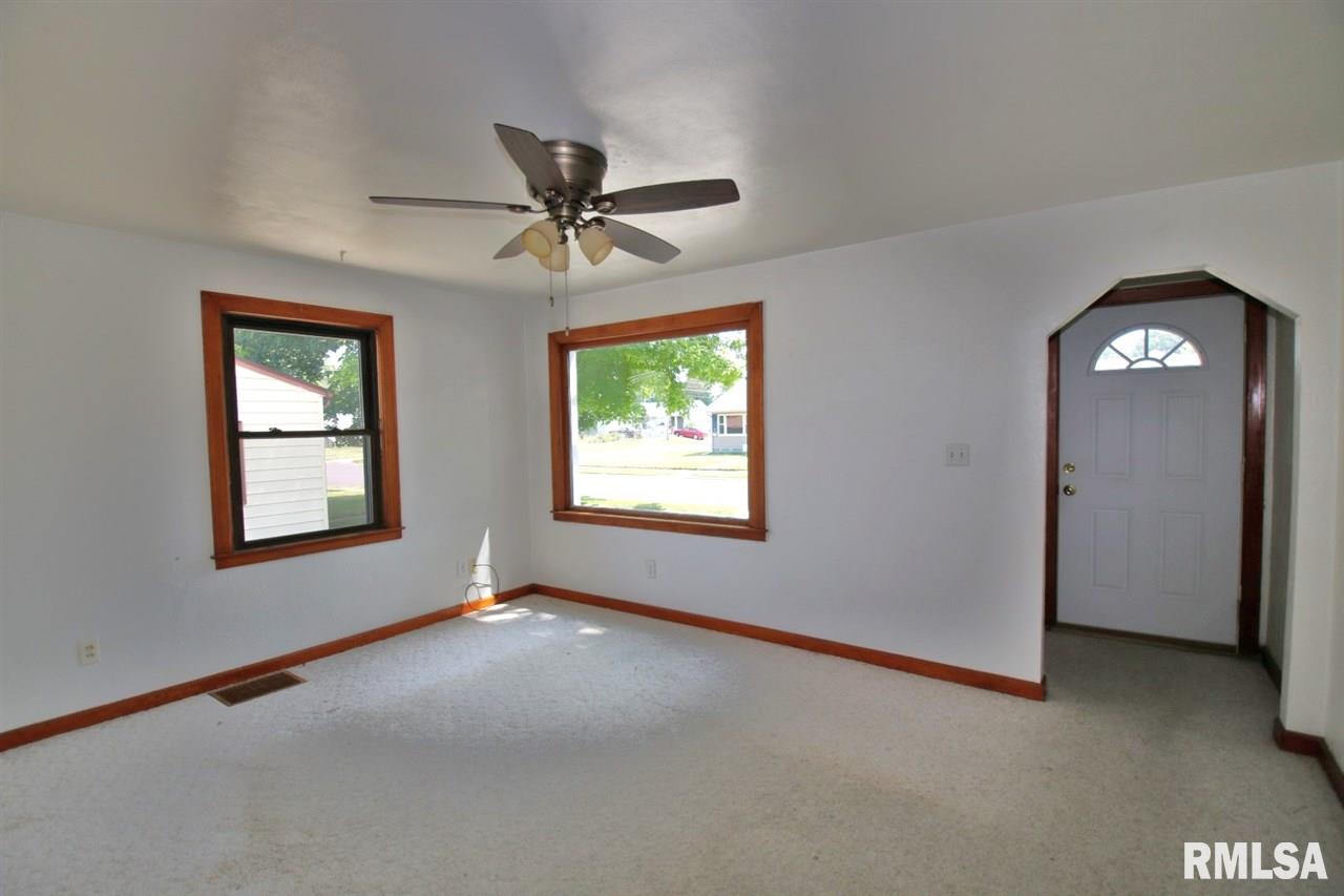 1421 Tennell Road Pekin, IL 61554 - Photo 3 of 32 Gallery Image 3