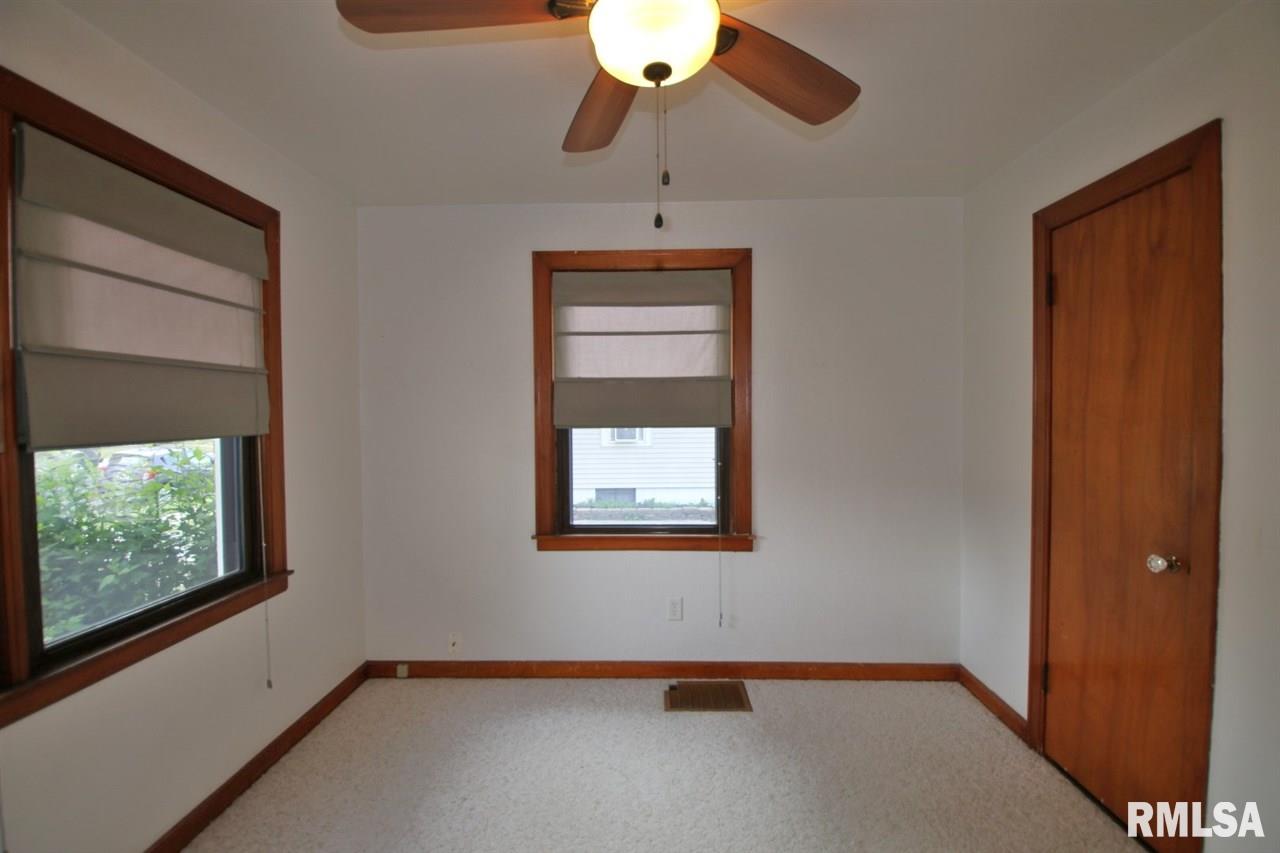1421 Tennell Road Pekin, IL 61554 - Photo 9 of 32 Gallery Image 9