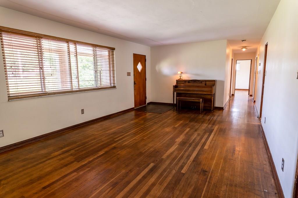 200 Darlington Road Pittsburgh, PA 15229 - Photo 4 of 25 Gallery Image 4