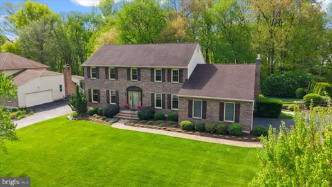 $689,000 | 43 Slashpine Circle, Hockessin, DE 19707