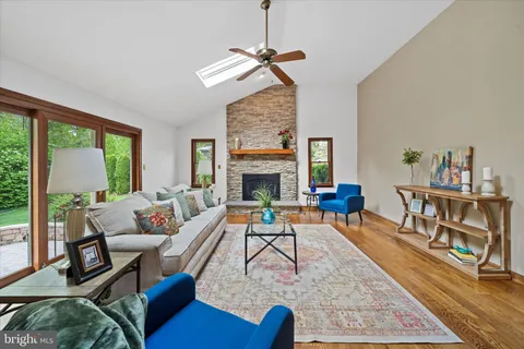 $689,000 | 43 Slashpine Circle, Hockessin, DE 19707
