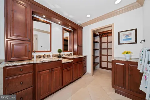 $689,000 | 43 Slashpine Circle, Hockessin, DE 19707