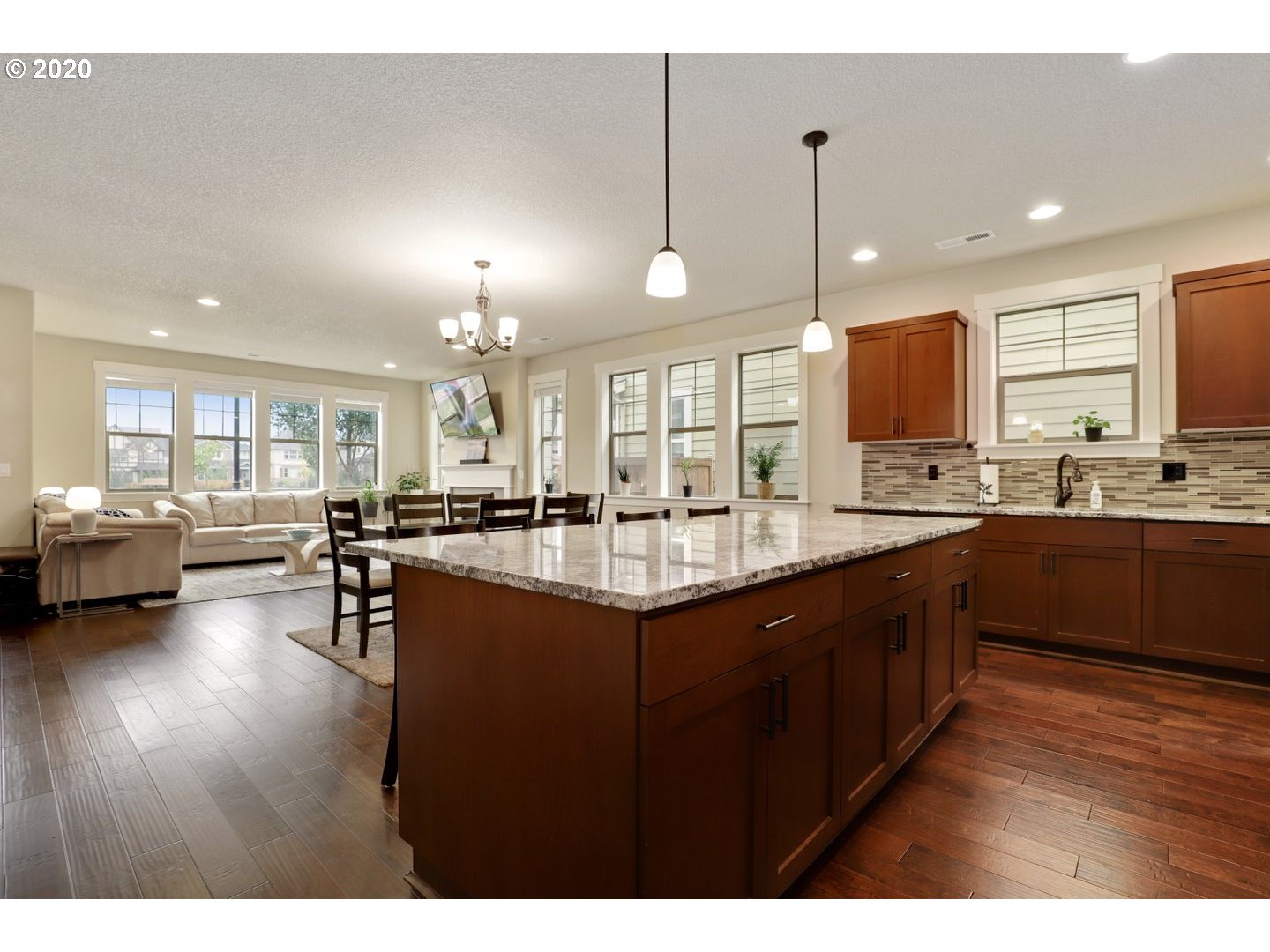 14744 Northwest Shackelford Road Portland, OR 97229 - Photo 14 of 31 Gallery Image 14