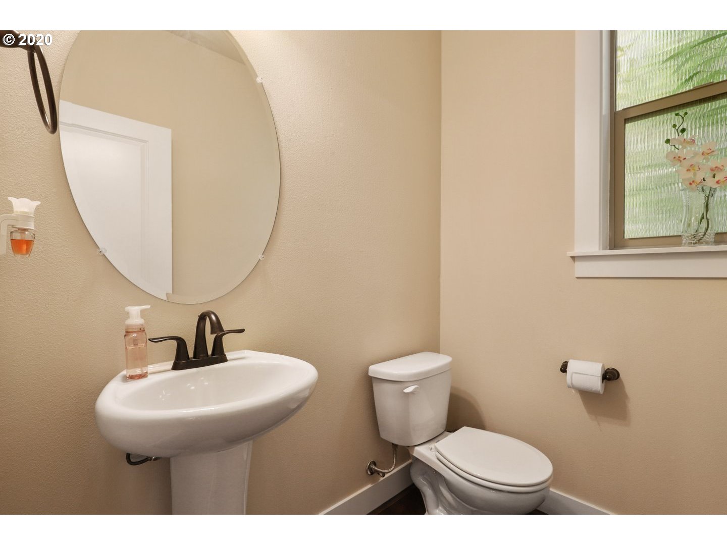 14744 Northwest Shackelford Road Portland, OR 97229 - Photo 16 of 31 Gallery Image 16