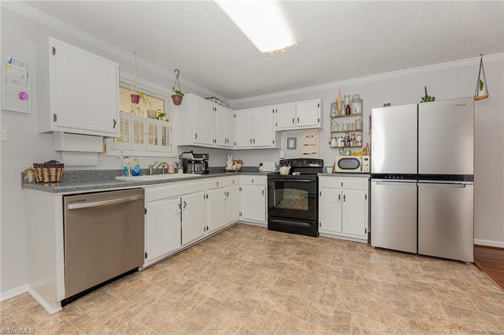 140 Smith Acres Road Eden, NC 27288 - Photo 10 of 30 Gallery Image 10