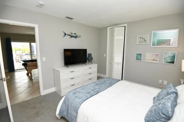 $10,000 | 336 Tacoma Lane, West Palm Beach, FL 33404