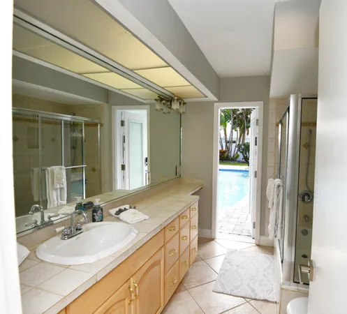 $10,000 | 336 Tacoma Lane, West Palm Beach, FL 33404