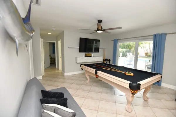 $10,000 | 336 Tacoma Lane, West Palm Beach, FL 33404