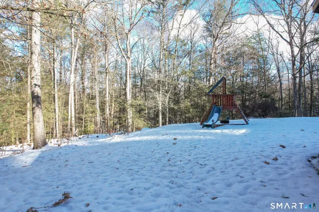 $634,900 | 40 Den Road, New Hartford, CT 06057