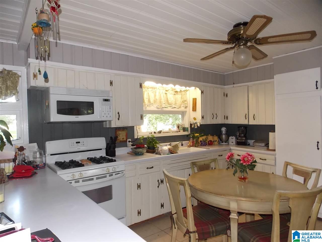 130 Pine Street Oneonta, AL 35121 - Photo 15 of 37