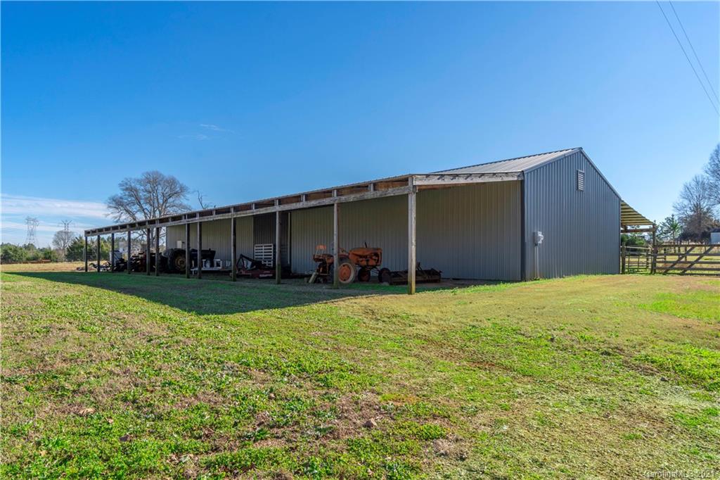 256 Johnson Dairy Road Davidson, NC 28036 - Photo 3 of 29