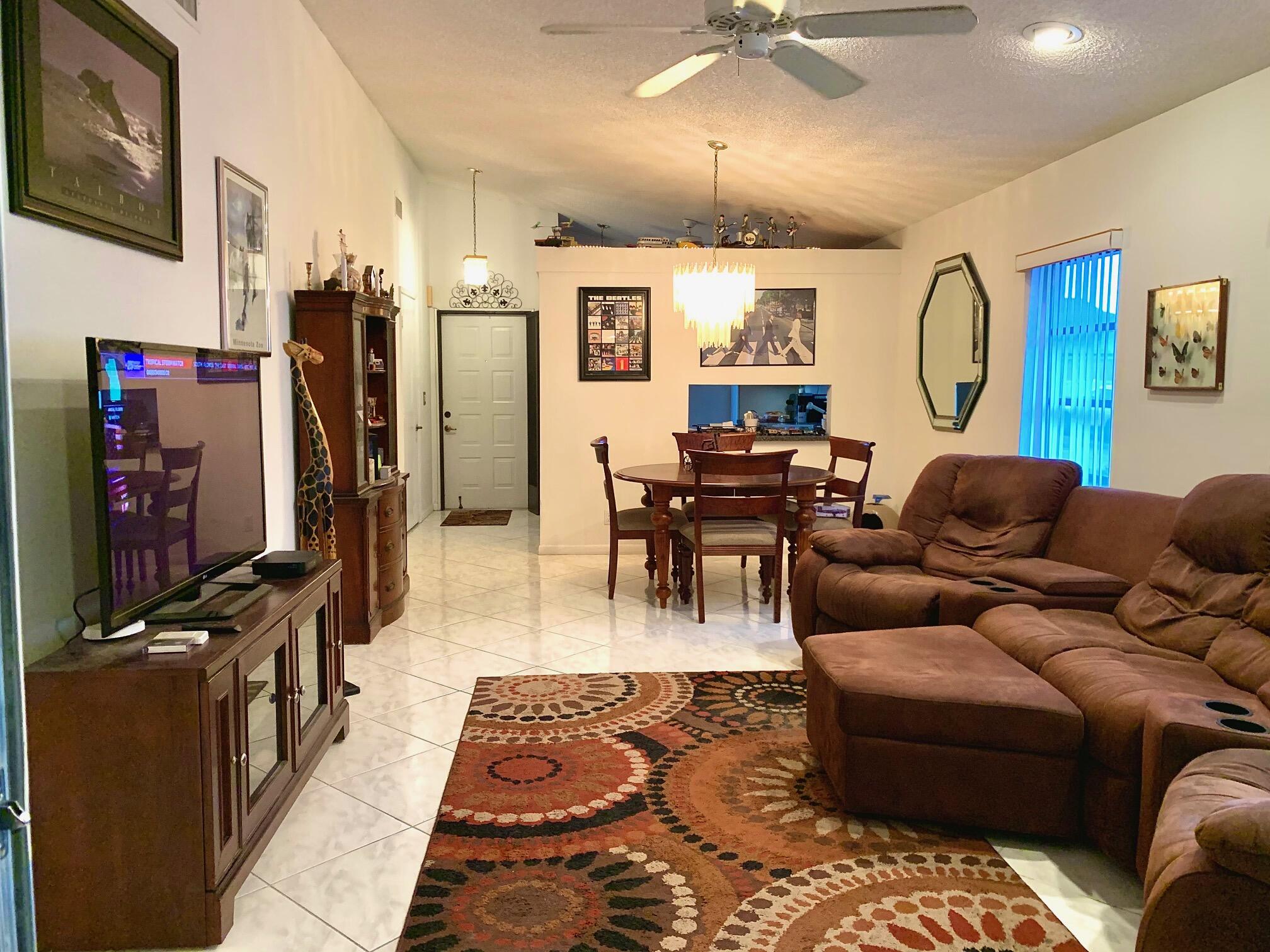 8692 Sunbird Place Boca Raton, FL 33496 - Photo 3 of 16 TV room