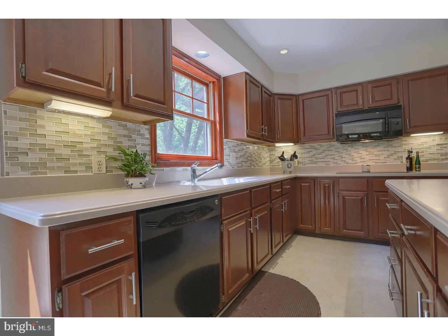 620 Rock Raymond Road Downingtown, PA 19335 - Photo 9 of 25 Gallery Image 9