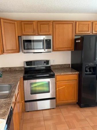 $2,000 | 8740 Sherman Circle North, Miramar, FL 33025