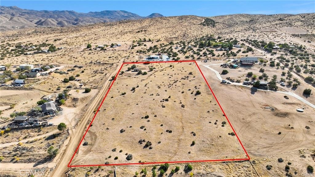 23766 Valley View Road Apple Valley, CA 92308 - Photo 6 of 12 Gallery Image 6