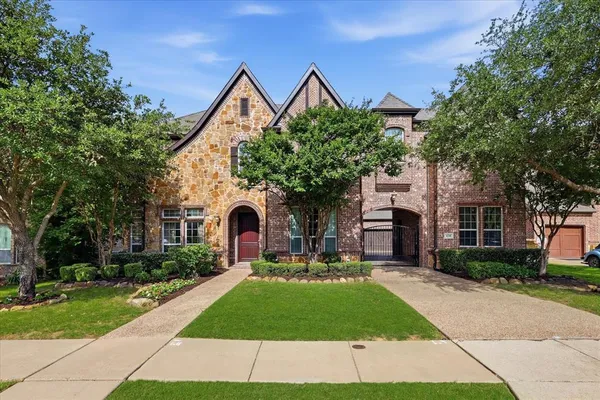 $935,000 | 420 Silverado Trail, Keller, TX 76248