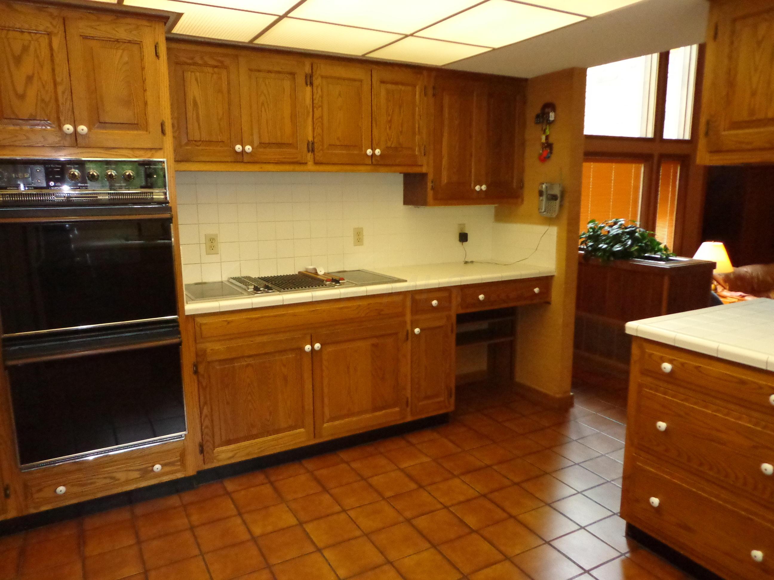 591 Link Road Columbus, OH 43213 - Photo 9 of 42