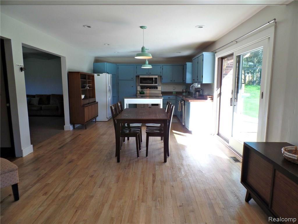 13123 Rattalee Lake Road Davisburg, MI 48350 - Photo 9 of 37 SAM_7682.JPG