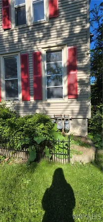 $199,000 | 317 Portage Road, Niagara Falls, NY 14303