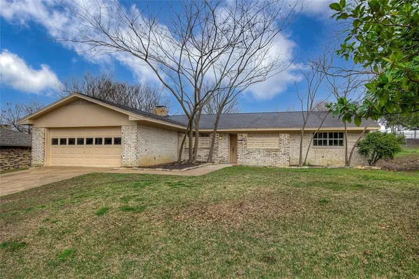 $215,000 | 1218 Northwood Drive, Commerce, TX 75428