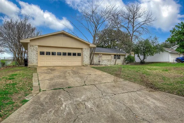 $215,000 | 1218 Northwood Drive, Commerce, TX 75428