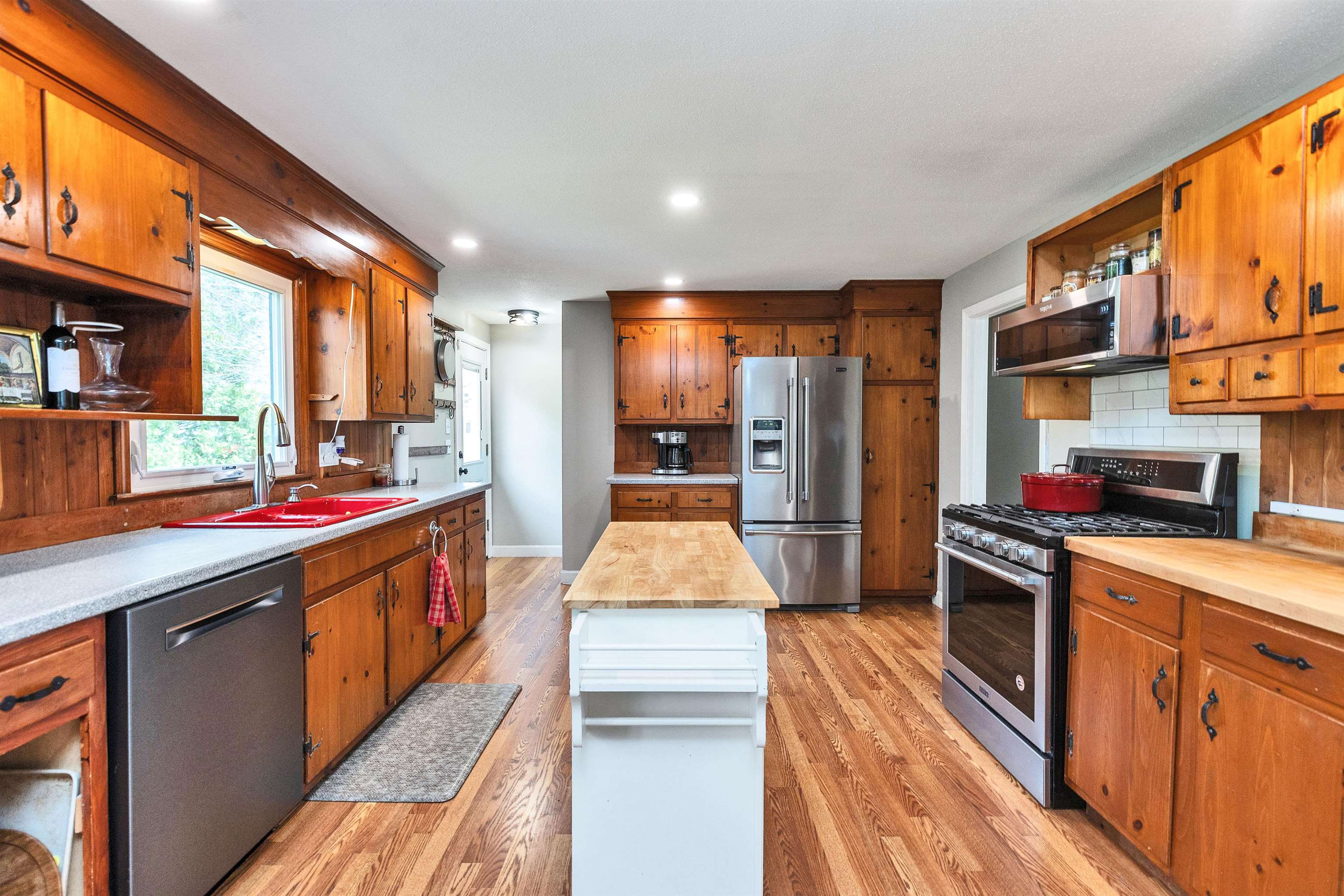 3 Greenbriar Road Keene, NH 03431 - Photo 8 of 39 Gallery Image 8