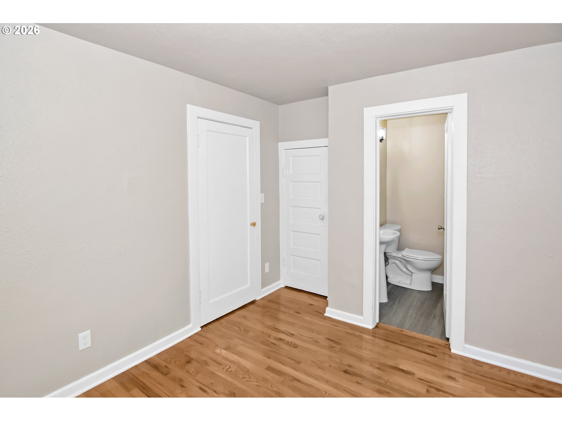 608 4th Street Springfield, OR 97477 - Photo 14 of 33 Unit #1