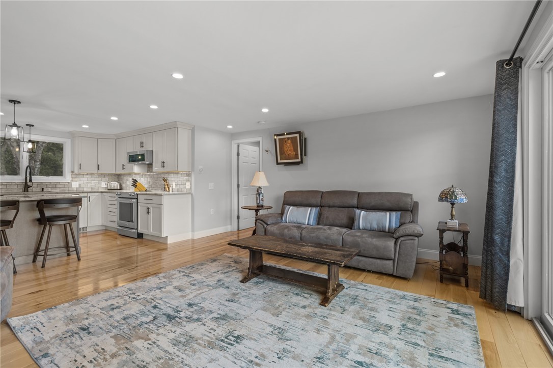 14 Pine Tree Road Coventry, RI 02816 - Photo 10 of 37